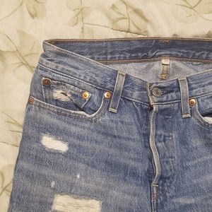 Levi Premium Wedge Fit High Waisted Jeans